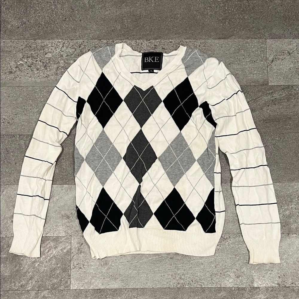BKE Men's V-Neck Argyle Sweater - Black, Gray, and White